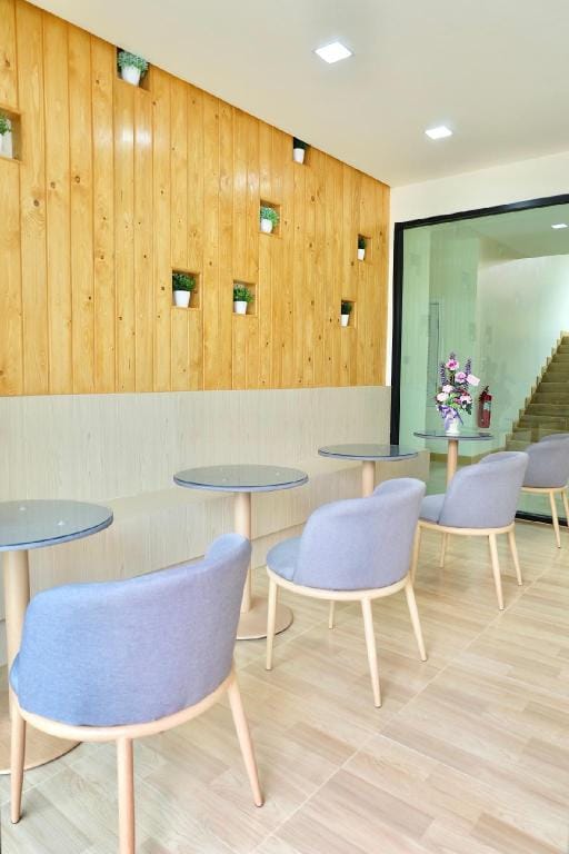 Order Residence ระเบียงส่วนตัว และ Netflix ทุกห้อง Apartment in Thailand
