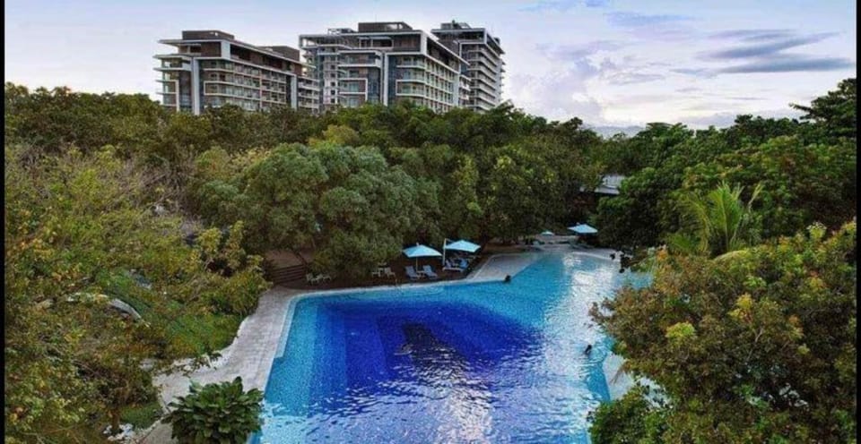 Charming Home on the Beach Cebu Balcony Breakfast Apartment in Lapu-Lapu City