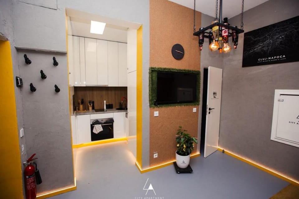 Fresh renovated/FreeParking/King/Smart TV/Netflix Apartment in Cluj-Napoca