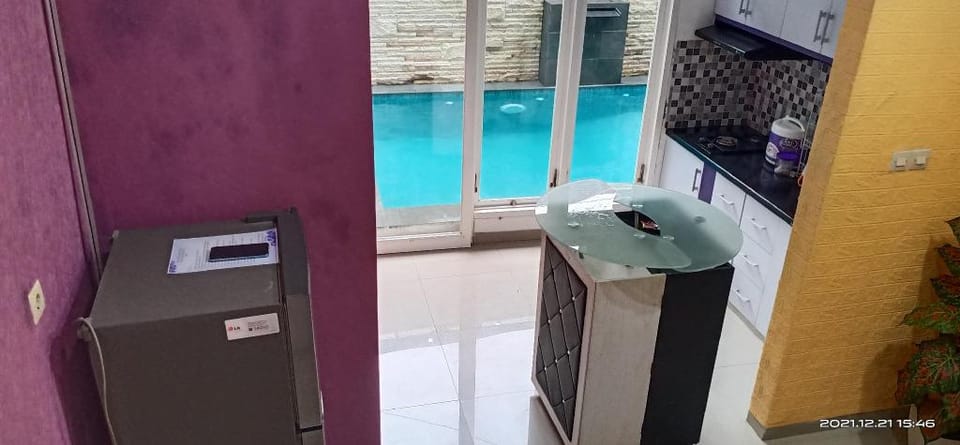 Villa ungu   Villa in Batu