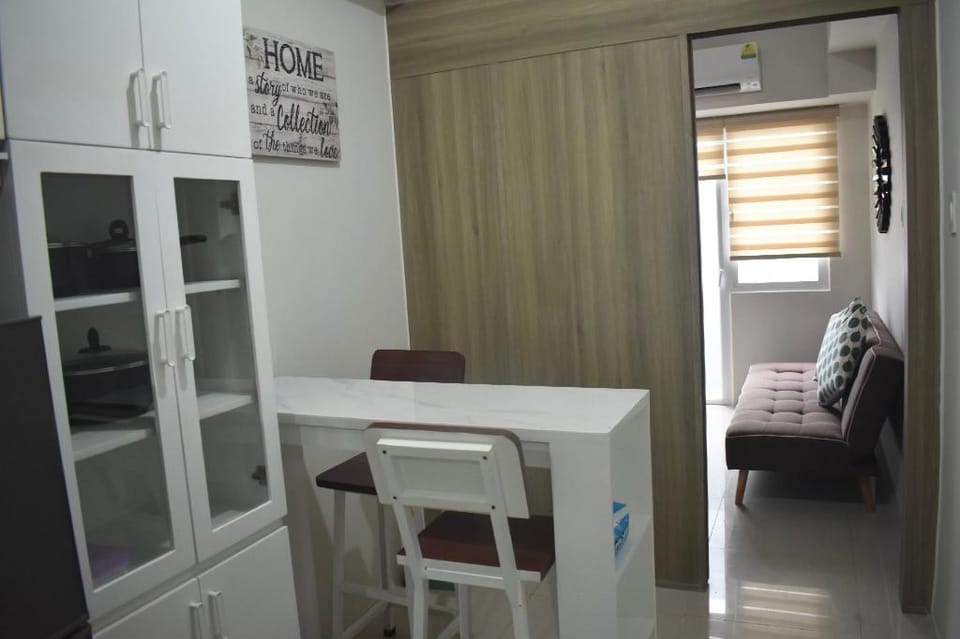 SM Field Residences Villa in Las Pinas
