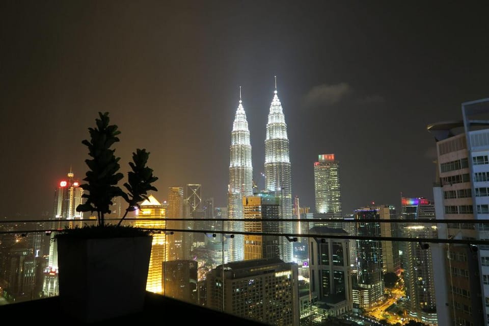 KLCC Deluxe Suites Super King Apartment in Federal Territory of Kuala Lumpur