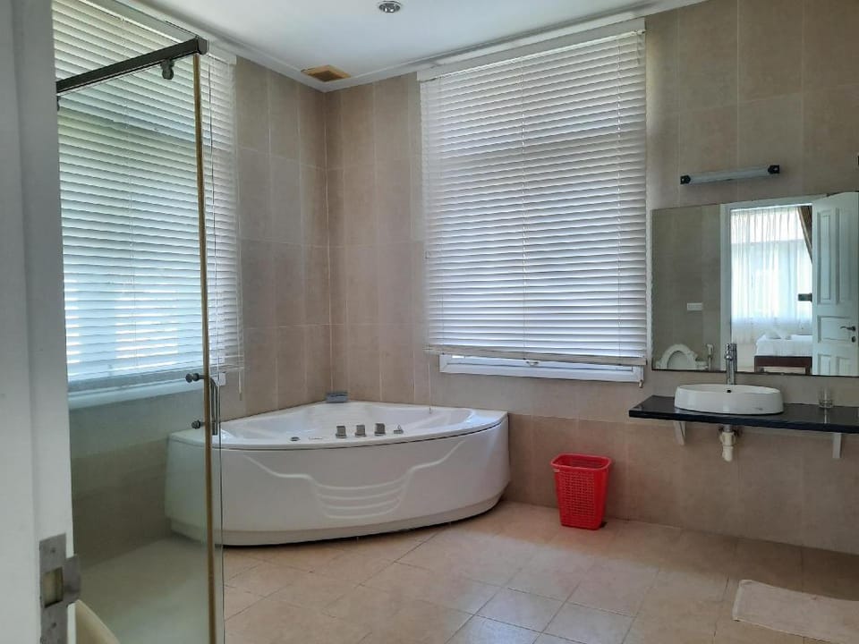 Bougain Villa Sealinks City Mũi Né  Villa in Phan Thiet