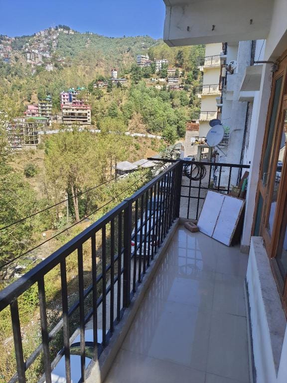 Beautiful Apartment with Serene view of hills  Apartment in Shimla