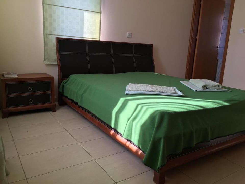 Cozy 3 bedroom house by the sea Vacation rental in Oroklini