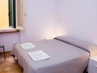 Palau Marco Polo Bed and Breakfast in Alghero