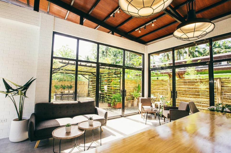Summer Days Bed and Breakfast in Puerto Princesa