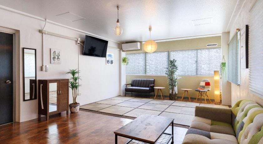 Residential Hotel Naha Miebashi Apartment in Naha