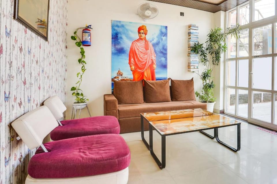 Super Hotel O Jamrani Formerly White House Hotel in Uttarakhand