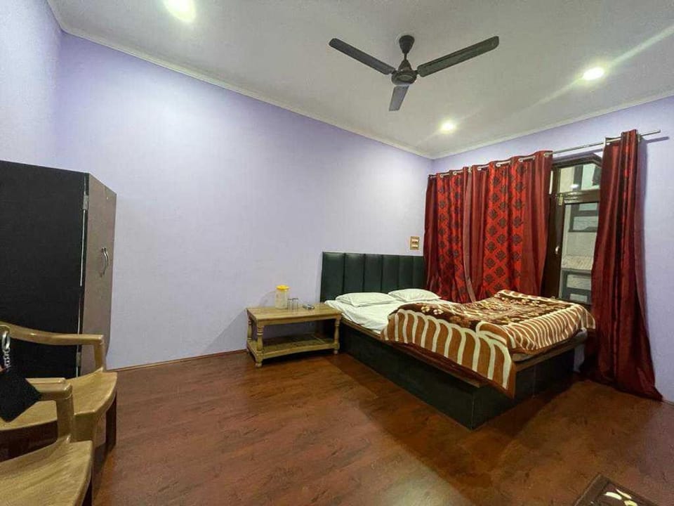 Hotel O Kohsheen Guest House Hotel in India