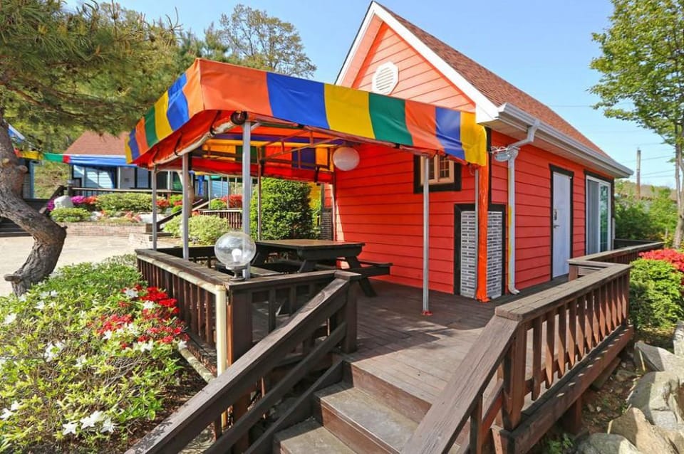 Ganghwa Iris Pension Bed and Breakfast in Incheon