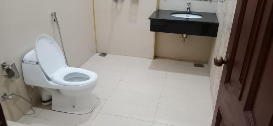 Hotel PAK Continentall Multan Hotel in Punjab
