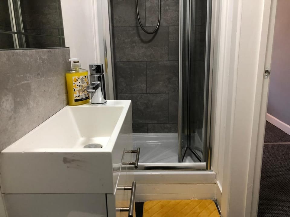 Holmfield 01 (sleeps 4, close to Promenade) Apartment in Blackpool