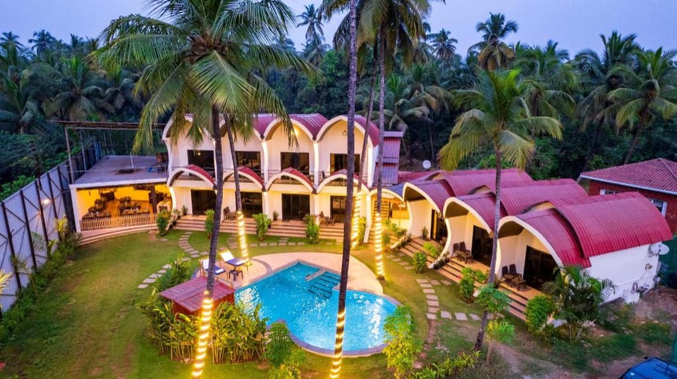 SpicyMango Eleven Petals Resort Hotel in Maharashtra