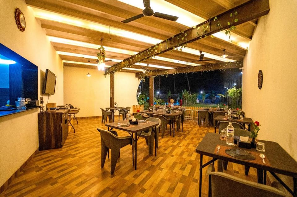 SpicyMango Eleven Petals Resort Hotel in Maharashtra