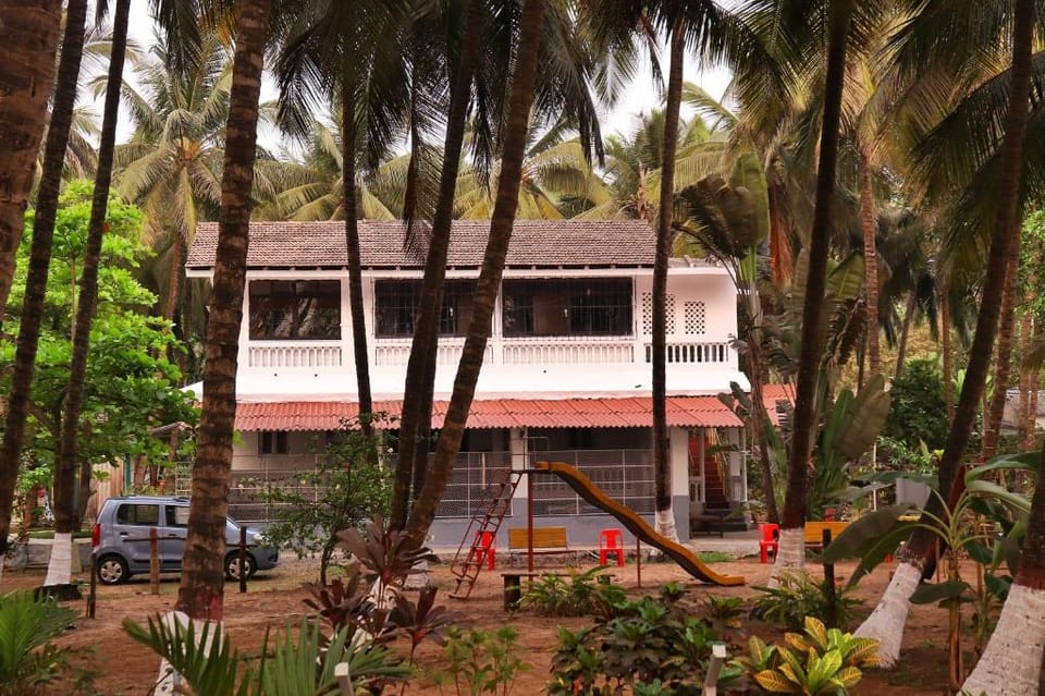 Mana Beach Resort Hotel in Alibag