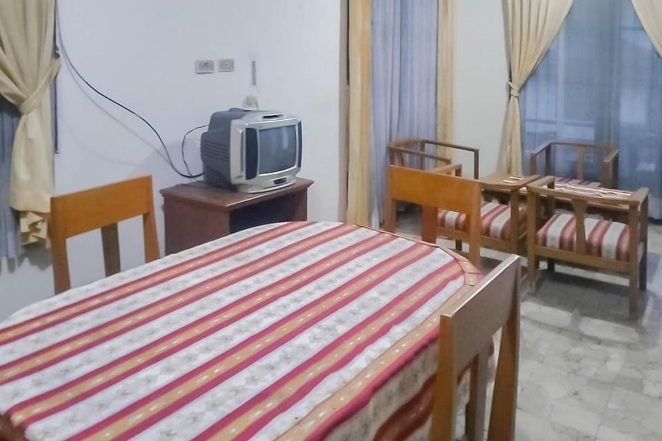 Mataram Cottage Syariah Mitra RedDoorz Hotel in West Java