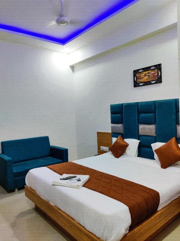 Hotel mountain view Hotel in Gujarat