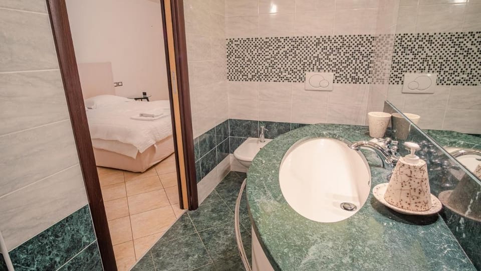 Endless Summer Sirmione - Italian Homing Apartment in Sirmione
