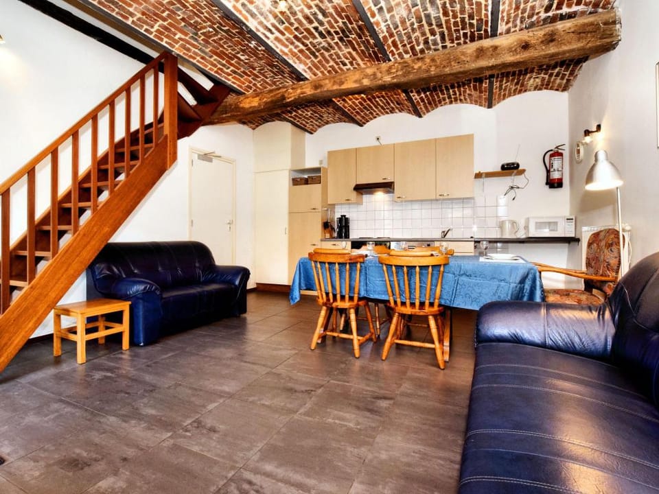 Nice apartments in a monumental square farm. Vacation rental in Flanders