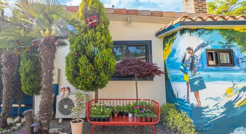 Namhae arahil pension Bed and Breakfast in South Korea