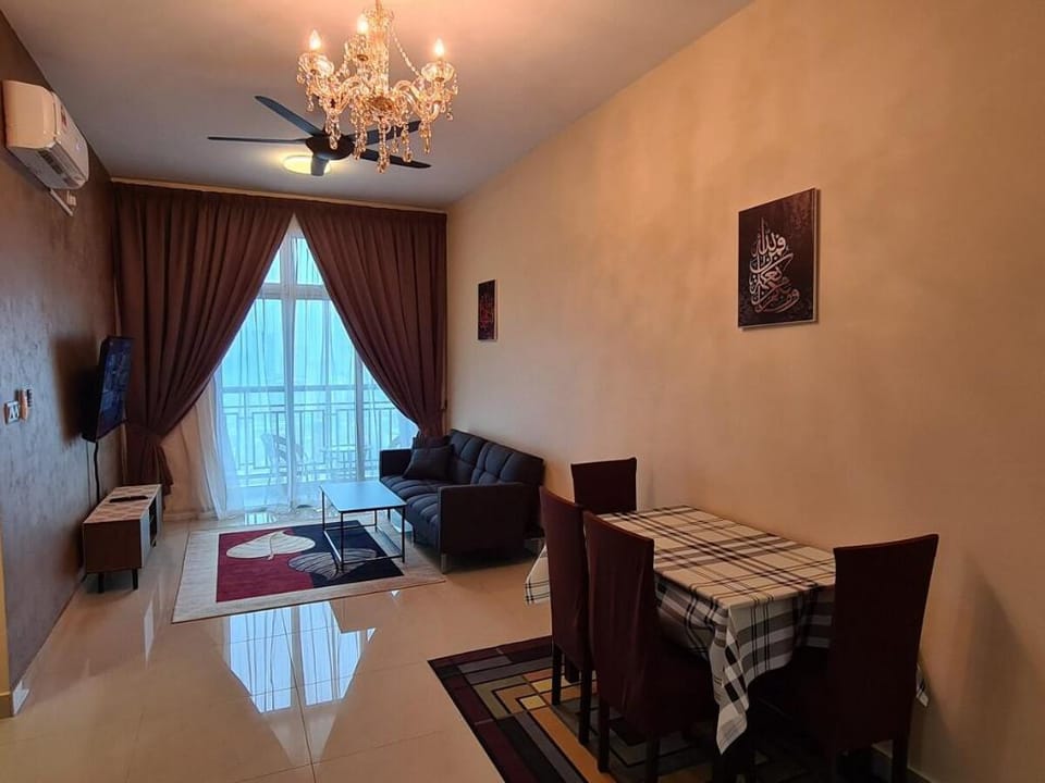 Eid@ SKS Habitat Muslim/Family Friendly Home Apartment in Johor Bahru
