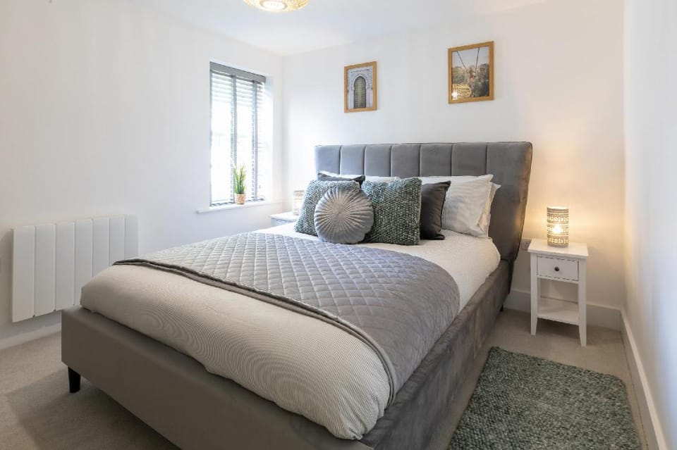 The Courtyard Apartment in Southampton