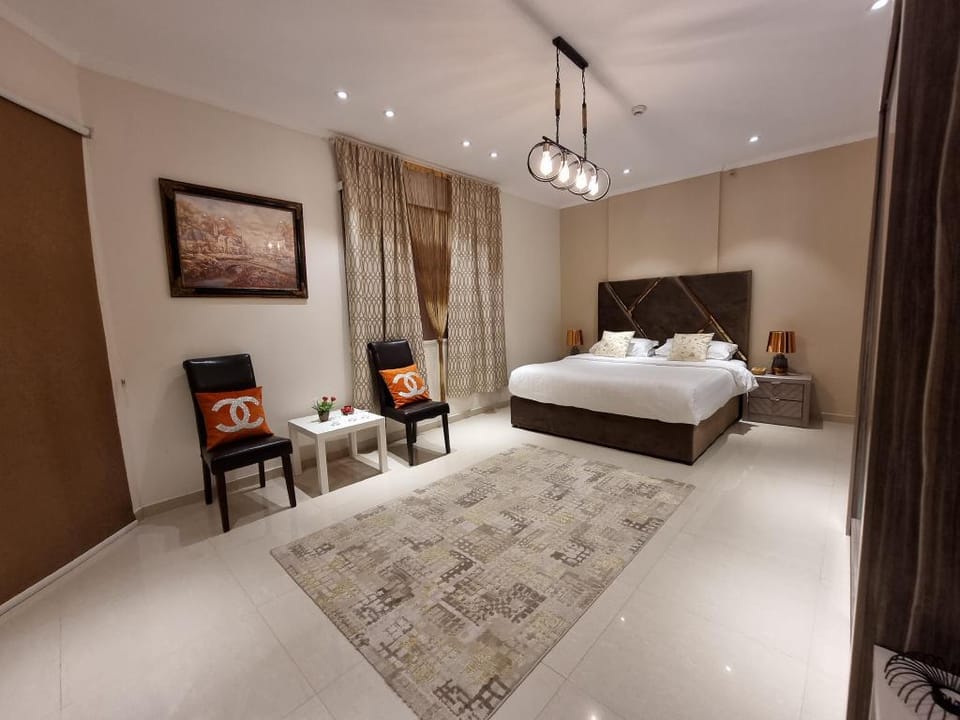 Apartment overlooking the sea and the FormulaTower Apartment in Jeddah