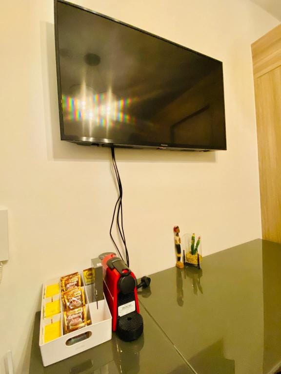 Homey and Elegant Condo Unit near Edsa Shaw MRT Apartment in Mandaluyong