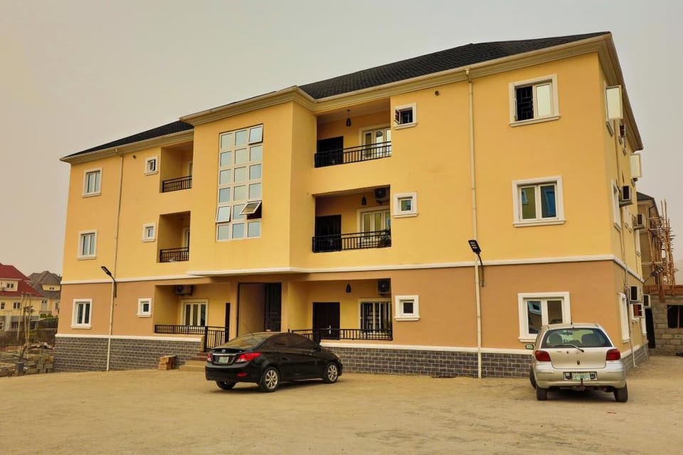 Boho 3BR by Utobert Apartment in Abuja