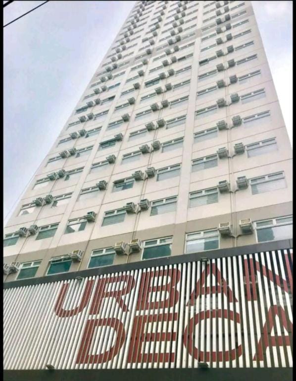 Cozy&BudgetPlace w/UNLI WiFi &Netflix URBAN DECA38 Apartment in Mandaluyong