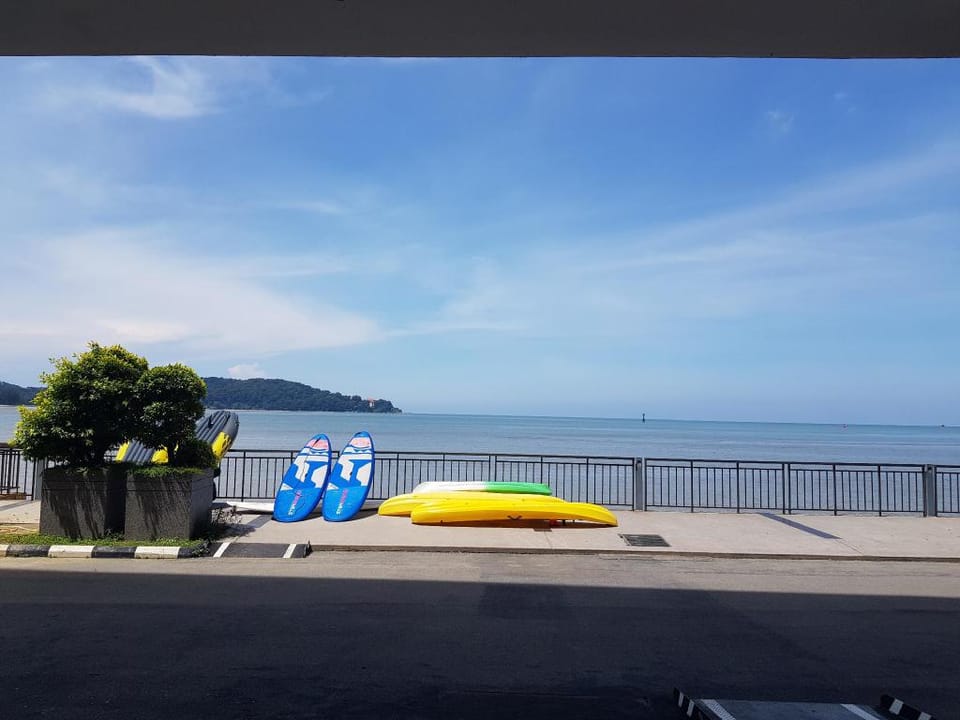 Kuantan Seaview  Suite @ KWRC Myserene2 Apartment in Pahang, Malaysia