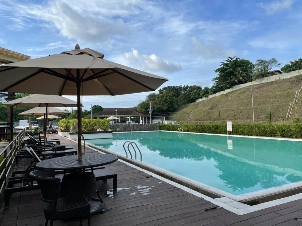 2BR w/Balcony & Pool view - One Oasis CDO Apartment in Cagayan de Oro