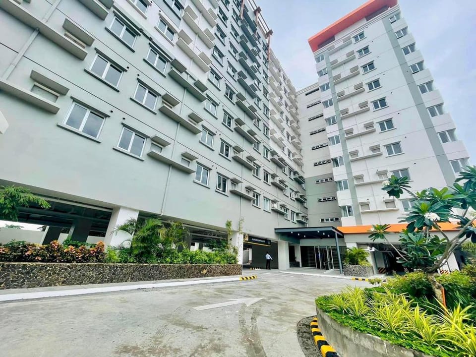 RheaJoy Unit @ Symfoni Nichols Alto Apartment in Cebu City