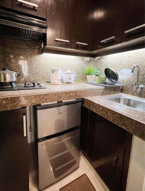 Staycation Ortigas Extn w/ bathtub & free parking Vacation rental in Antipolo