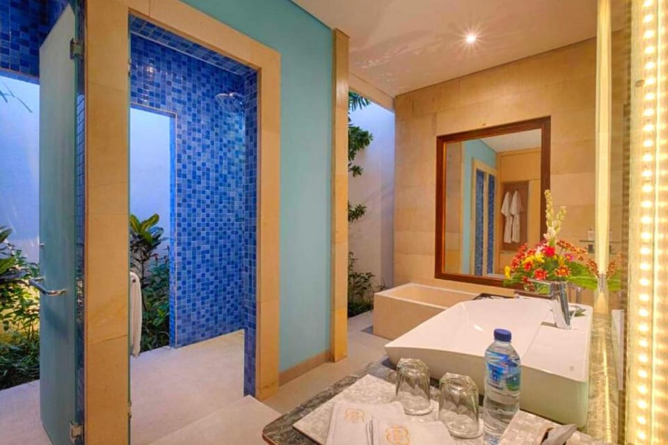 Luxury 2-Bedroom Home w/Private Pool #R13 Villa in North Kuta