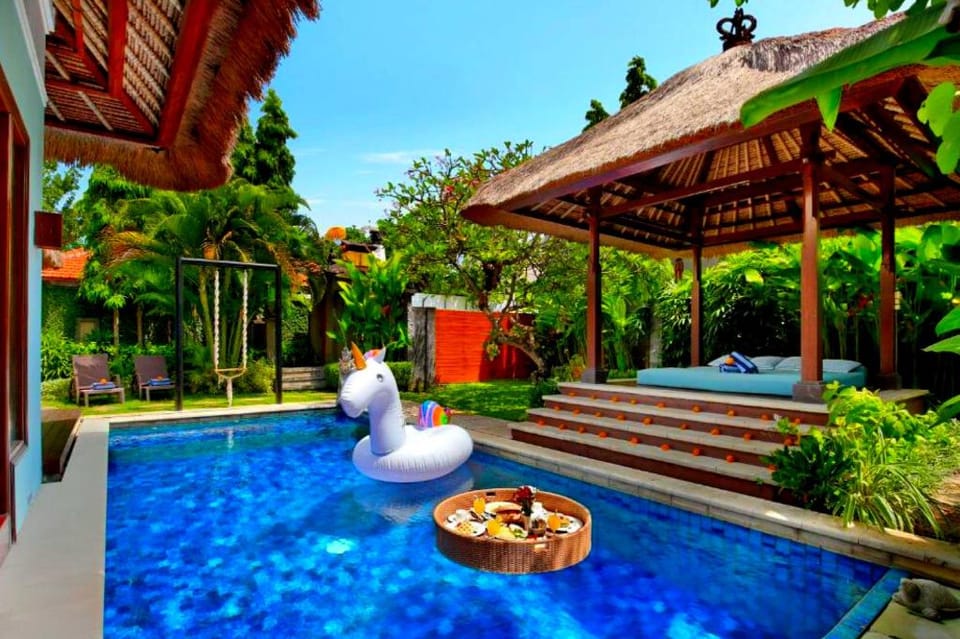 Luxury 2BR Private Pool Villa & Bathtup #LR8 Villa in North Kuta