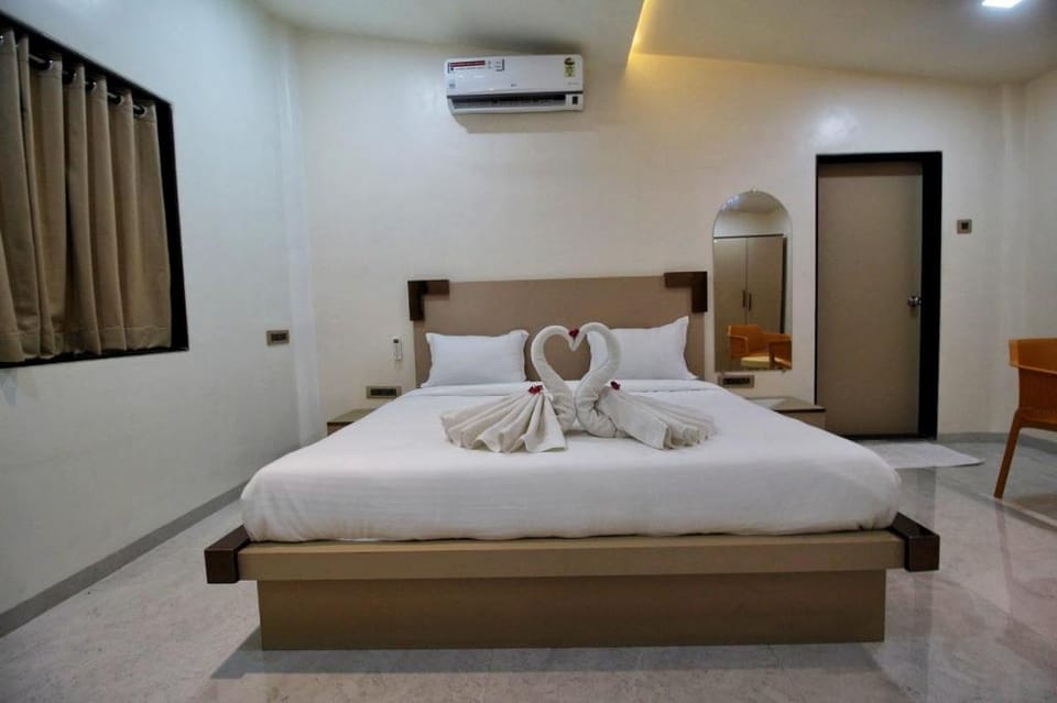RAAJ VILLA The Perfect Home Stay Villa in Igatpuri