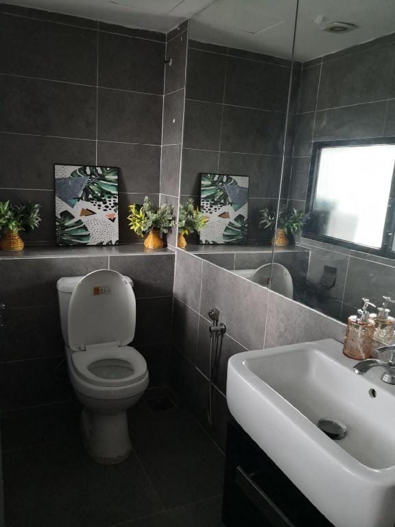 Jungle Loft for 6-7pax,5mins to IKEA, Kidzania, 1U Apartment in Petaling Jaya