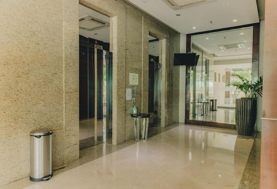 Ayala Mall 10mins walk Cebu City Apartment & Pool Apartment in Lapu-Lapu City