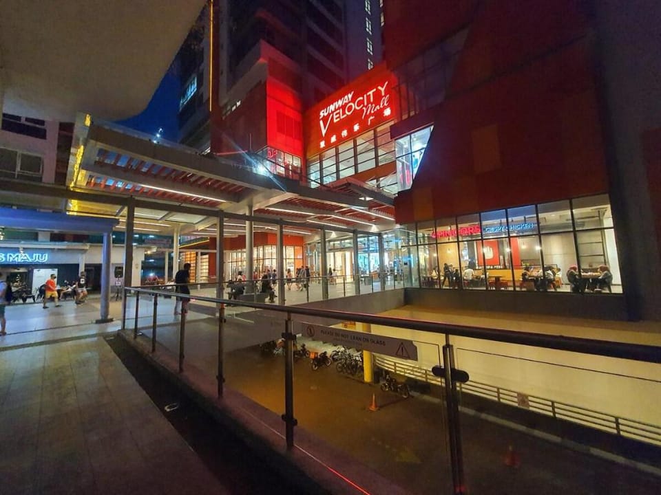 JayHouse #WIFI#Netflix#YouTube#Classic Arcade game Vacation rental in Federal Territory of Kuala Lumpur