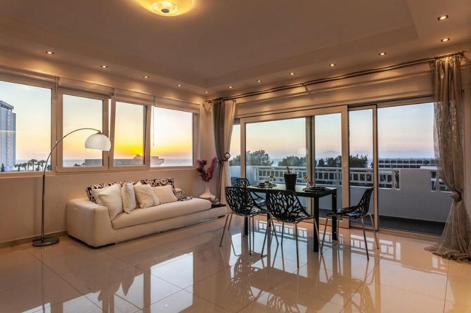 Unique Sea & Sunset Residence Vacation rental in Ialysos