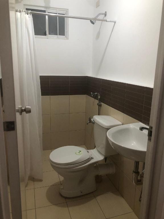 Arezzo Place  7 Apartment in Pasig
