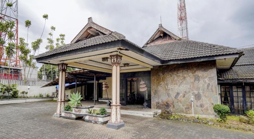 OYO 90127 Hotel Mataram Cianjur Hotel in West Java