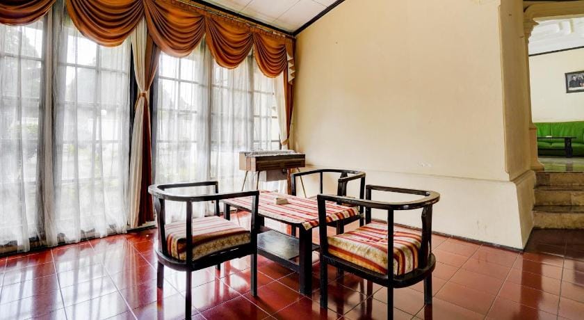 OYO 90127 Hotel Mataram Cianjur Hotel in West Java