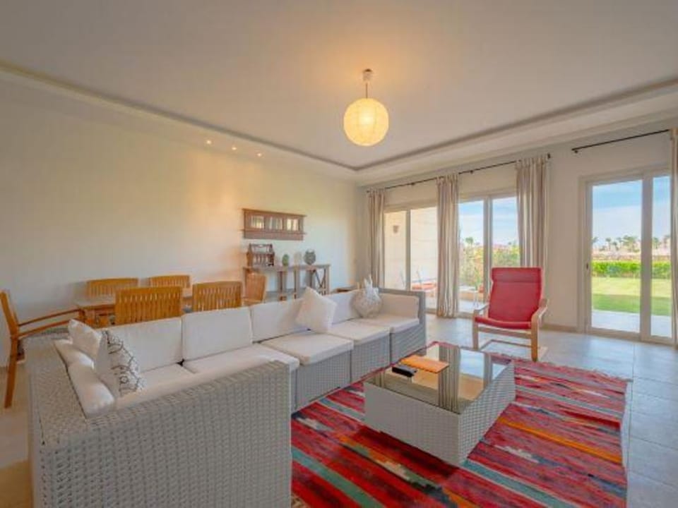 VESTA - Luxury APT - 2BR - Golf (II) Apartment in Red Sea Governorate