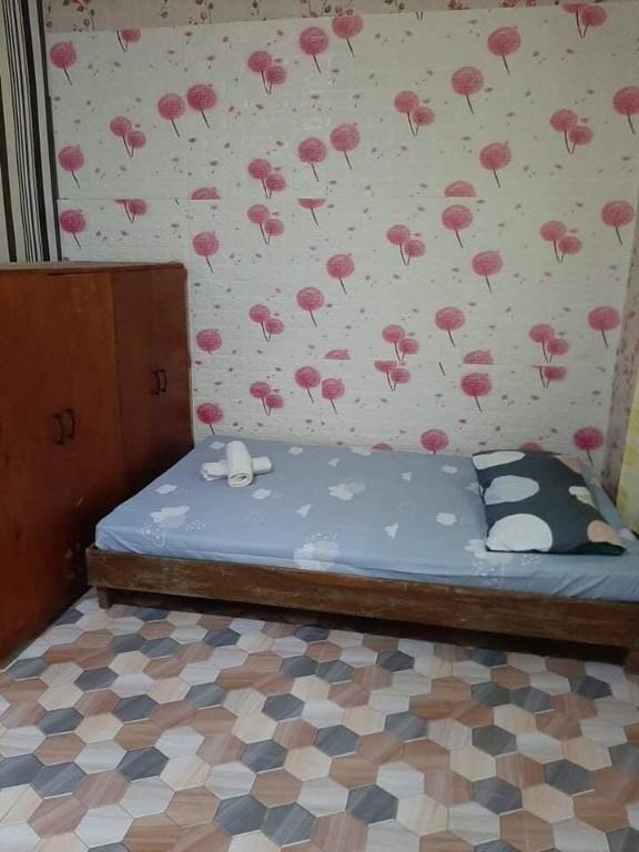 CozyRoom with garden view Vacation rental in Puerto Princesa