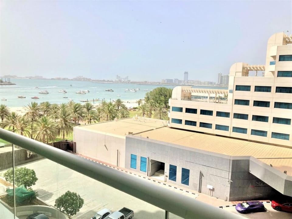 Luxurious stay at the Walk JBR Vacation rental in Dubai