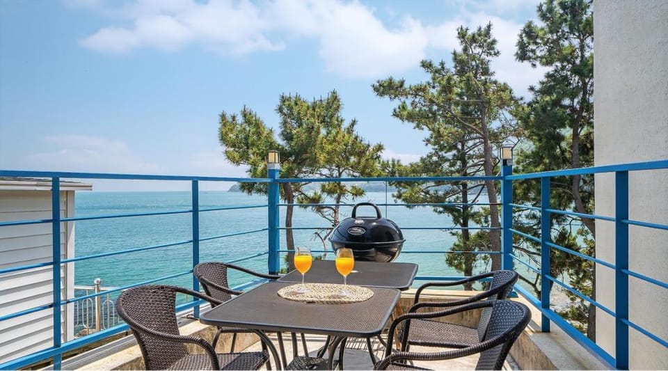 Yeosu Sea&Blue Family Pension Vacation rental in South Korea