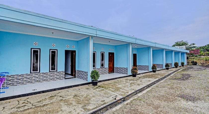 OYO 91334 Permata Papua Guest House Hotel in West Java